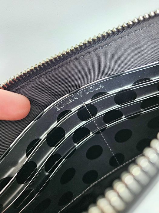 BIMBA Y LOLA Srebrna kopertówka saszetka w kropki