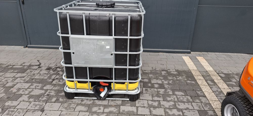 Mauzer  1000 l na wodę paliwo czy budowę