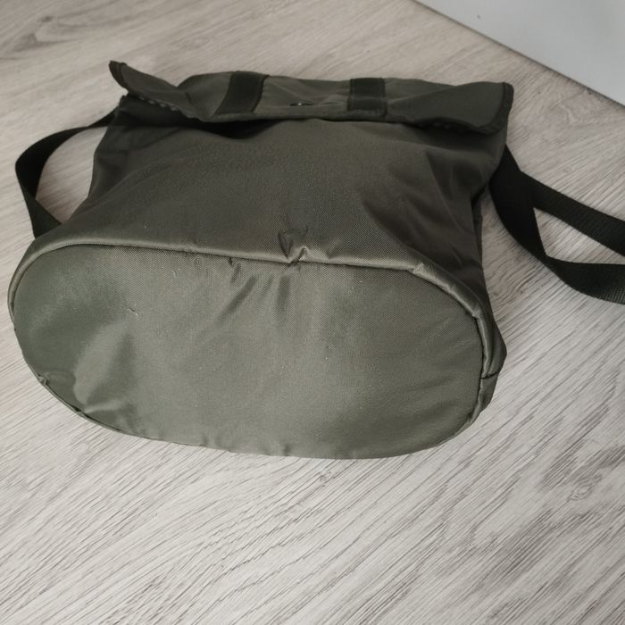 Torebka damska na ramię khaki nieprzemakalny materiał