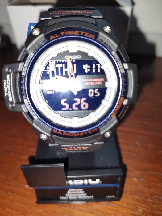 Casio Termometr barometr 10Bar