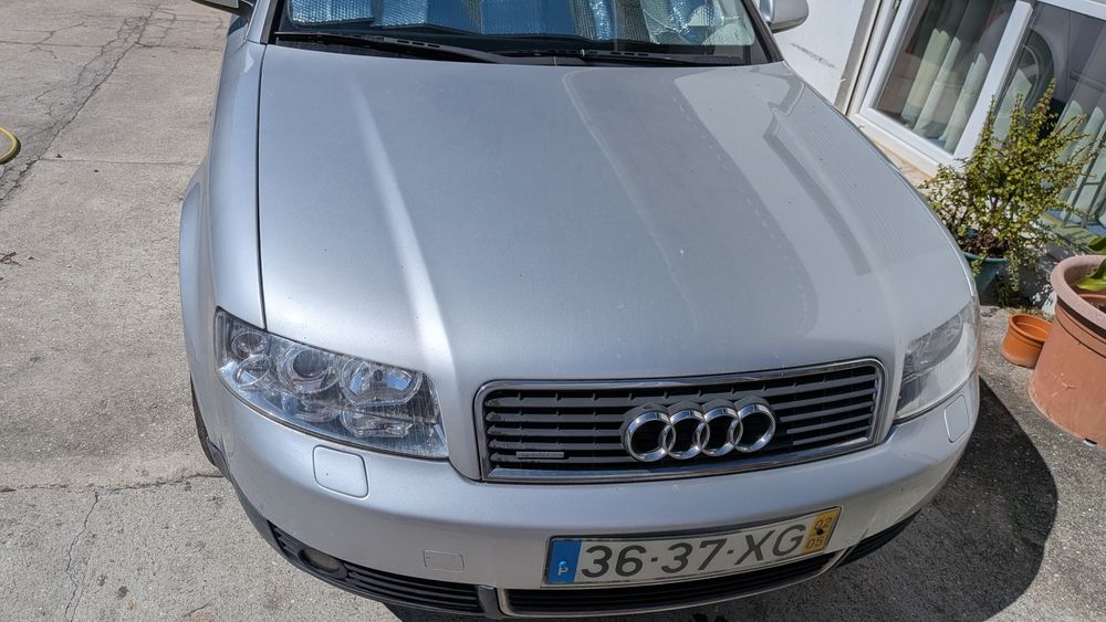 Para venda Audi A4 V6 4x4 de 2005 com 180 CV