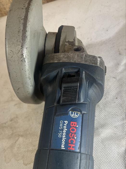 Bosch GWS 750 Professional Болгарка 125мм 750Вт