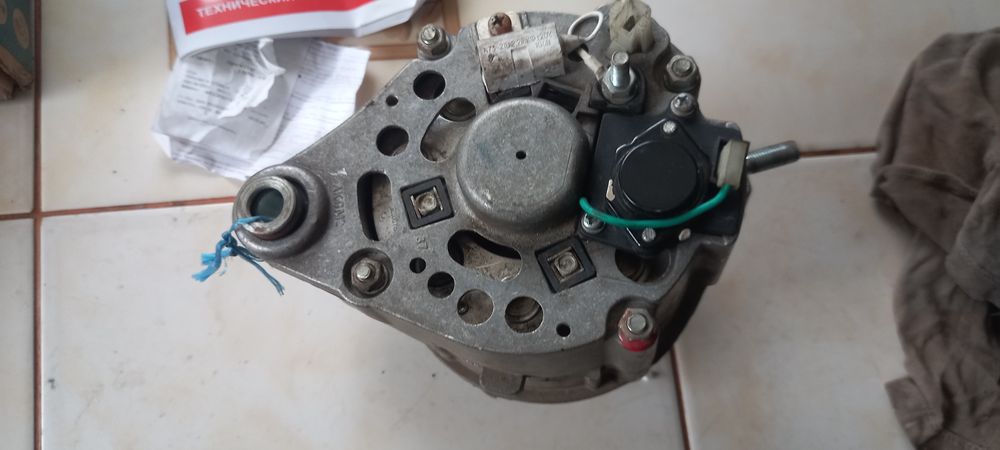 Ваз 2107 генератор АТЕК майже новий чек,коробка .