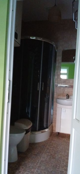 Оренда, фасадне  комерційне приміщення 87кв.м (поділене на окремі 2приміщ) власник Рясне 2