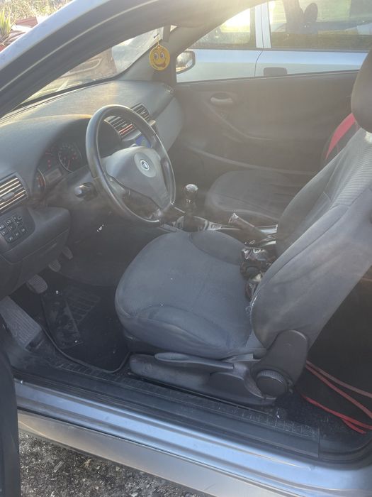 Vendo este carro