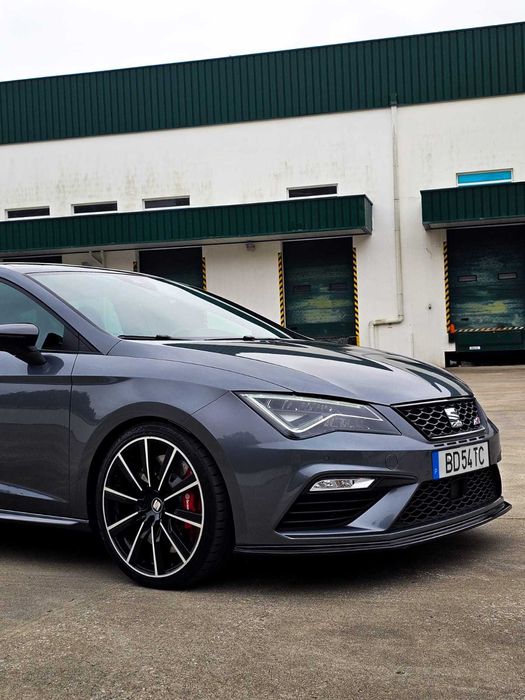 SEAT Leon Cupra 300 Performance