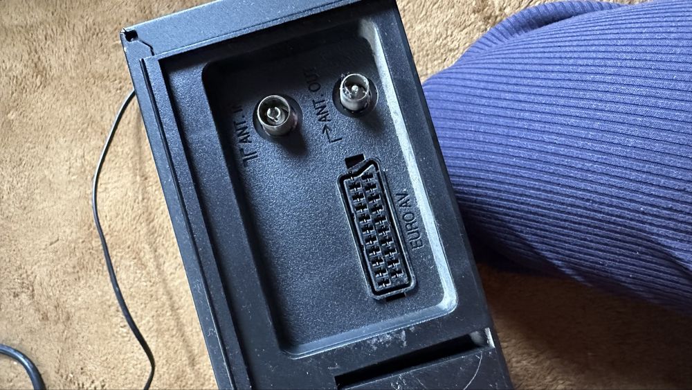 Відеомагнітофон SEG VCR-4200