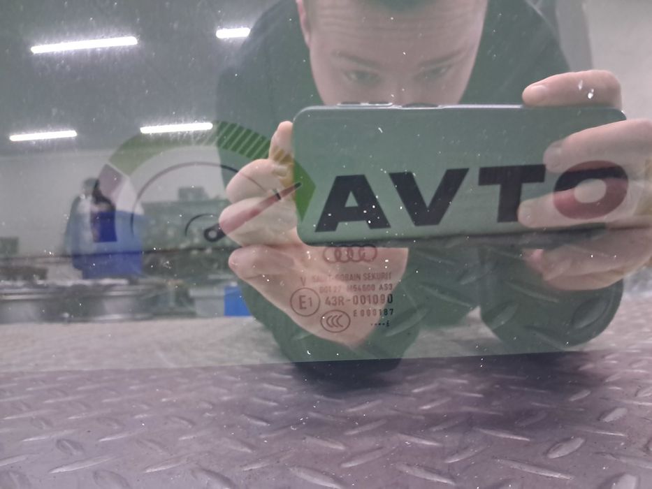 Панорама передняя часть AUDI Q3 8U 15-18 8U0877071