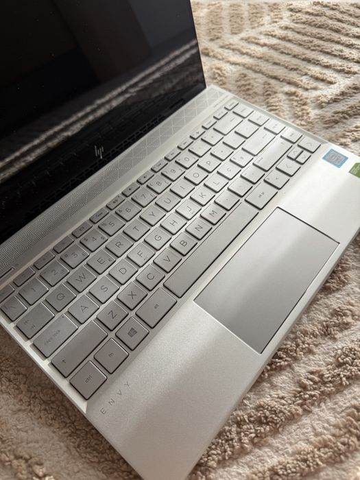 Portatil HP ENVY