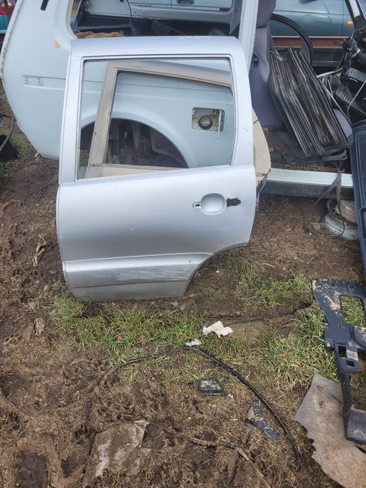 Двери задняя левая нива шевроле