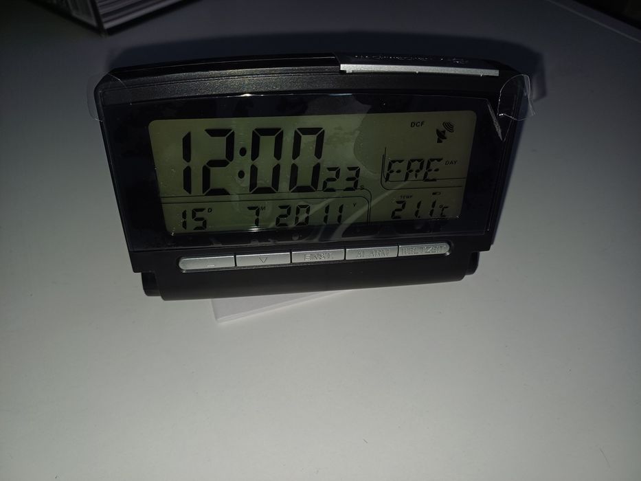 Zegar budzik funkcjonalny
