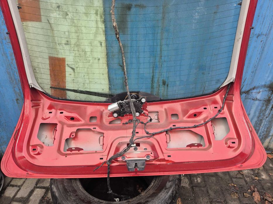 Klapa Bagażnika Tył Tylna Ford Focus MK2 II