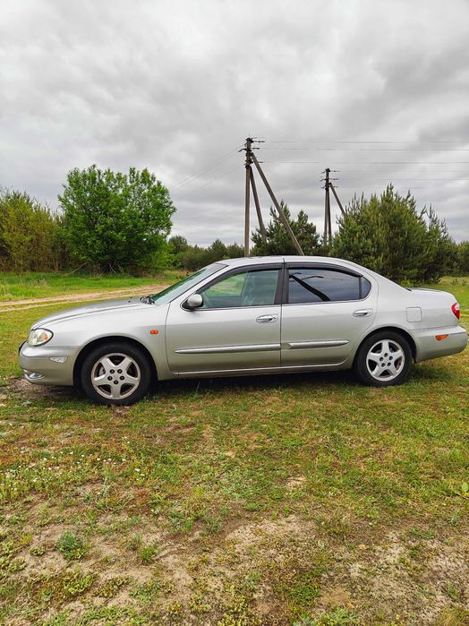 Nissan Maxima QX A33 3.0 V6