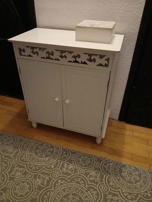 Skrzynia na buty plus szafka na buty komplet