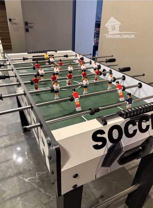 Центр. Будинок VIP-рівня. Більярд,караоке,теніс,аерохокей. До 25 осіб.