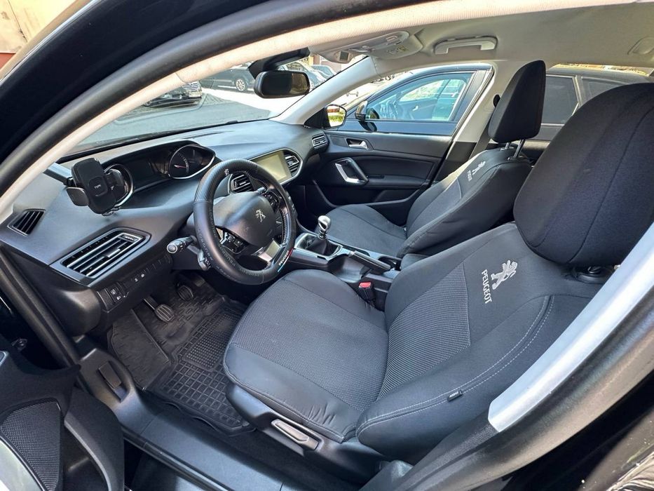Peugeot 308 2017 VIN VF3LCBHZHJS055548 фото оголошення 12 з 17