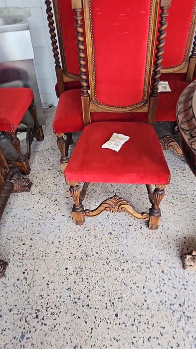 Moveis antigos em madeira macica