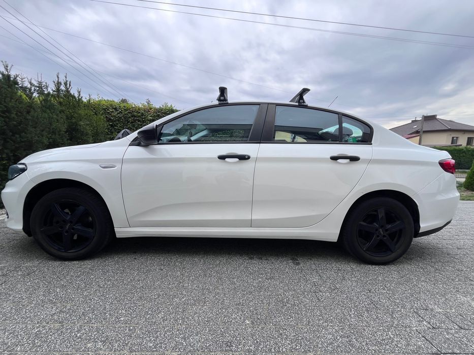 Fiat Tipo, prywatne auto, zakonserwowane podwozie.
