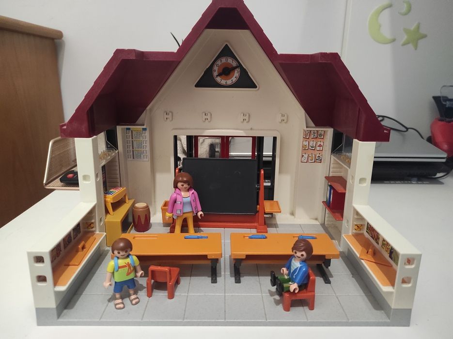 Escola de Playmobil