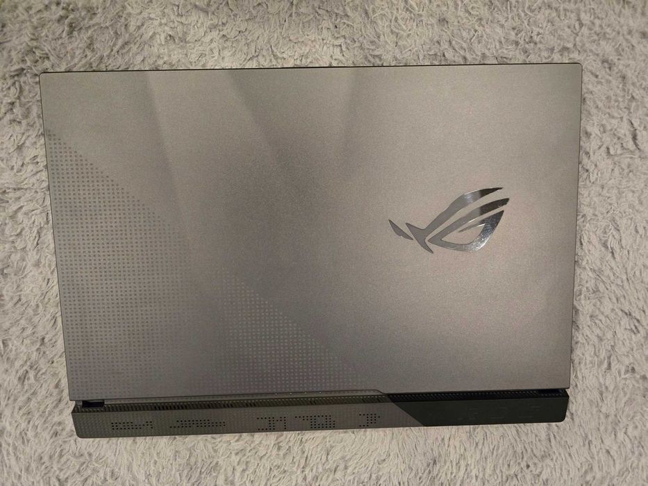 Laptop ASUS ROG Strix G17 / Ryzen 9 / RTX3070 / 32GB RAM / 2TB SSD