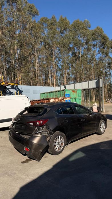 Para peças MAZDA 3 (BM)