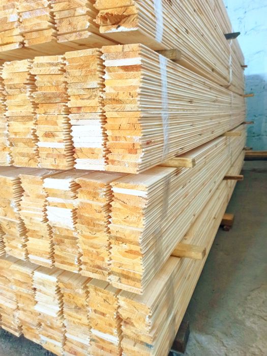Пиломатеріал із пилорами, вагонка дерев'яна, фальшбрус, блокхаус