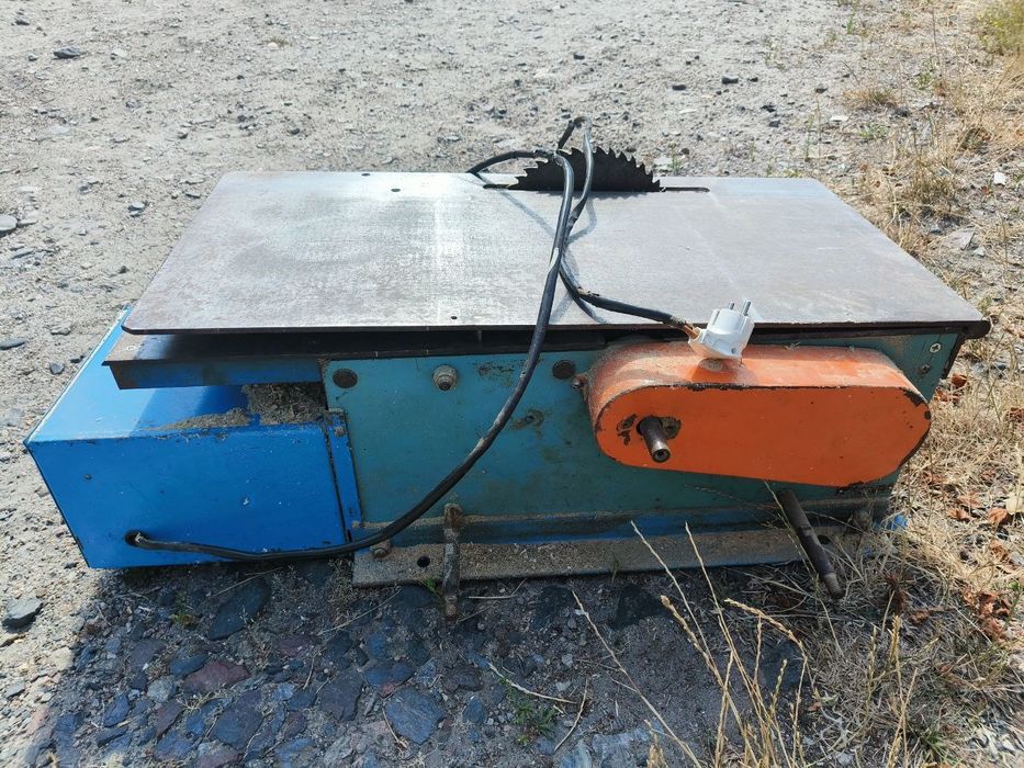 Продам станок деревообробний циркулярний фуговальний