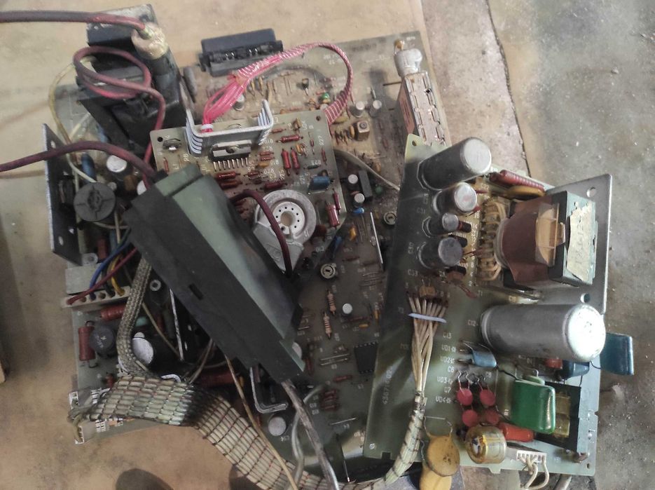 Плати з телевізорів - радіодеталі тв радіоплати відео