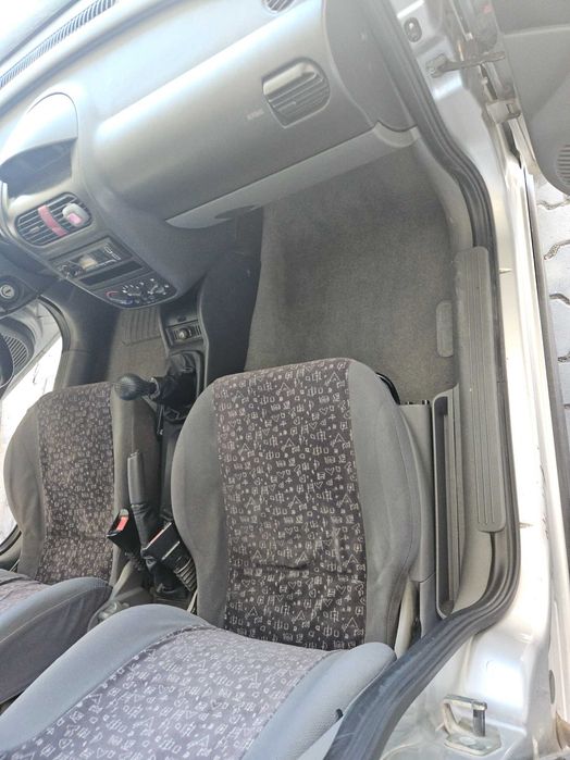 Opel corsa elegance 2002 gasolina