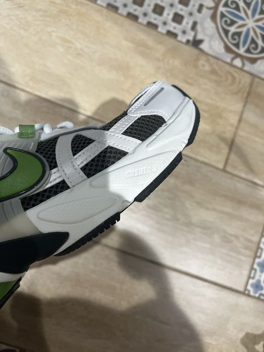 Кросівки NIKE V2K RUN Sequoia/Chlorophyll-Lt Iron Ore