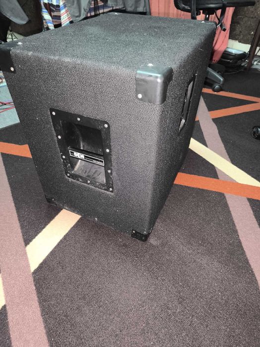 Coluna p/ Baixo - 800W