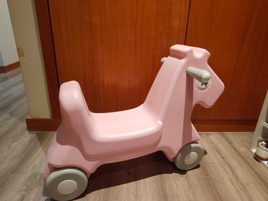 Cavalo andador/ baloiço