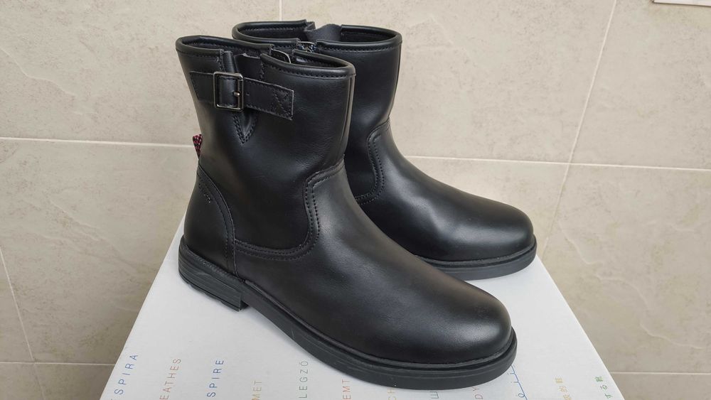 Черевики для дівчинки Geox ECLAIR GIRL, 39 розмір.