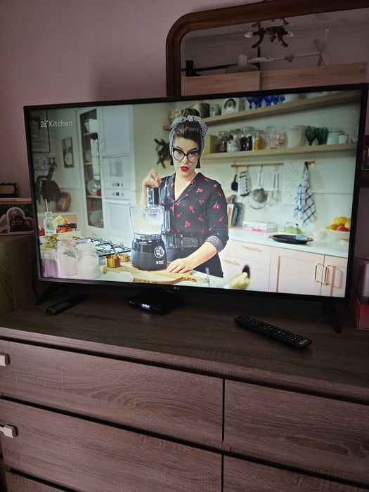 Smartv  LG  4K  48 polegadas (110cm)479313041022013441