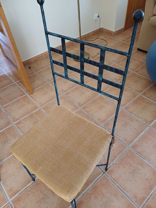 Mesa de Jantar em ferro forjado