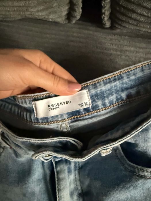 Jeansy Reserved