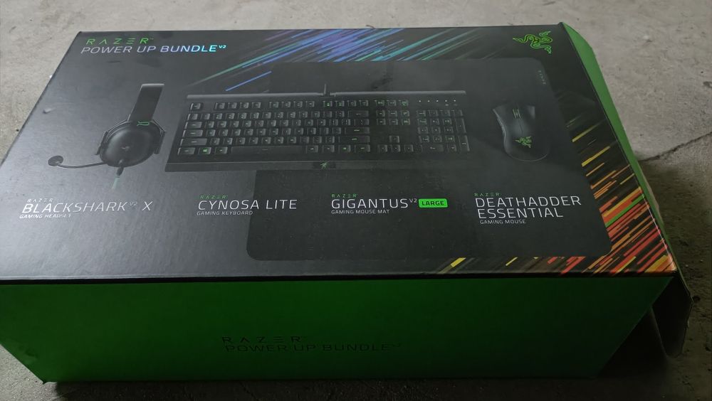Razer teclado, rato, headphone