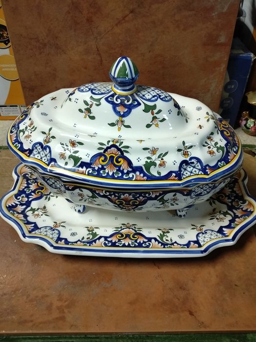 Terrina com seu prato