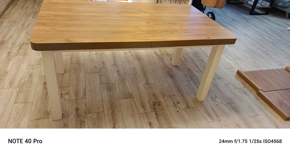 Stół używany ładny