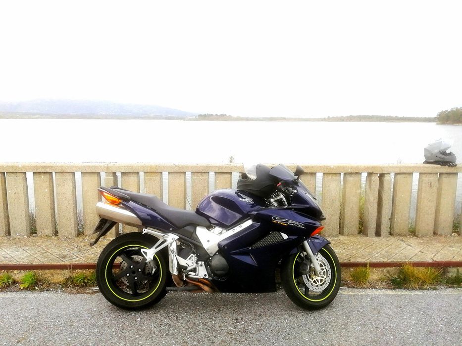 Honda VFR800 VTEC