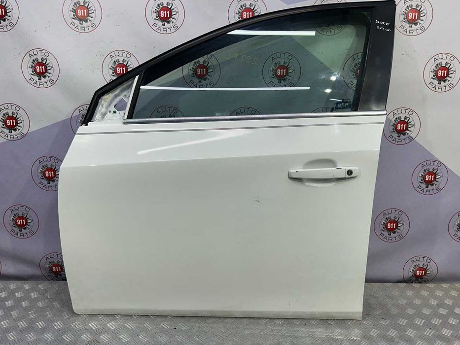 Двері передні ліві праві для Chevrolet Cruze 09-15