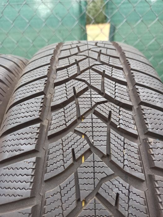 Dunlop Winter Sport 5 235/65 R17 104H – DOT 43/24