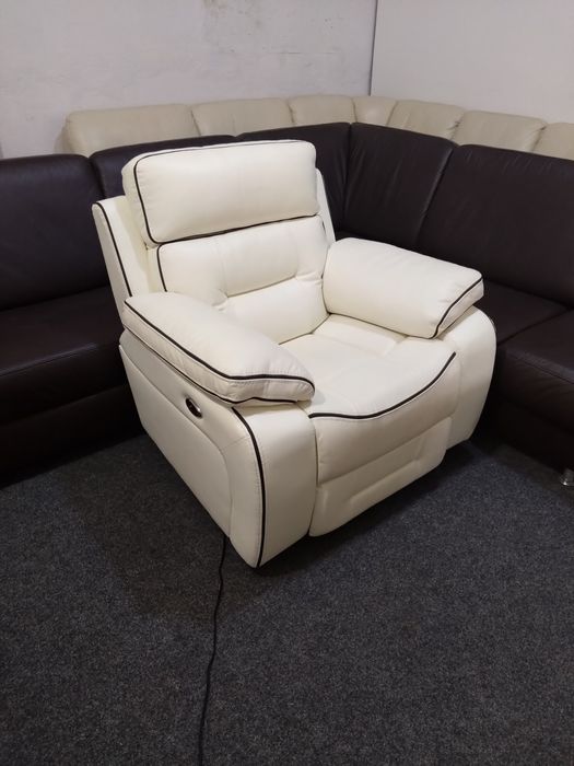 Шкіряне крісло розкладне диван  Кожаное кресло реклайнер раскладное