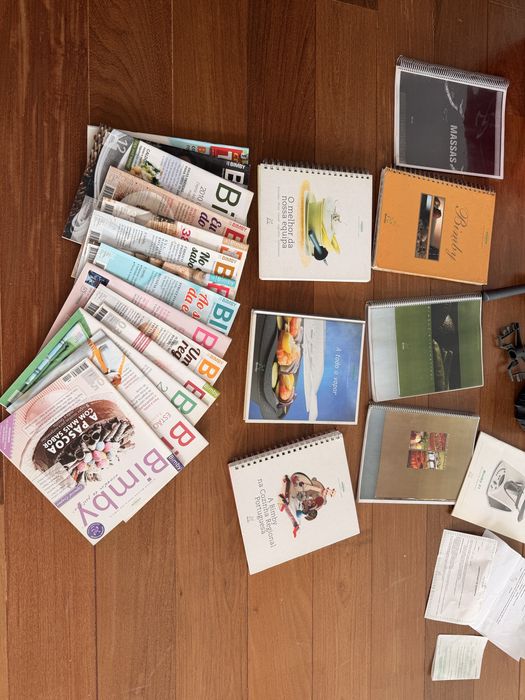 Comjunto de Bimby com garantia, saco, livros