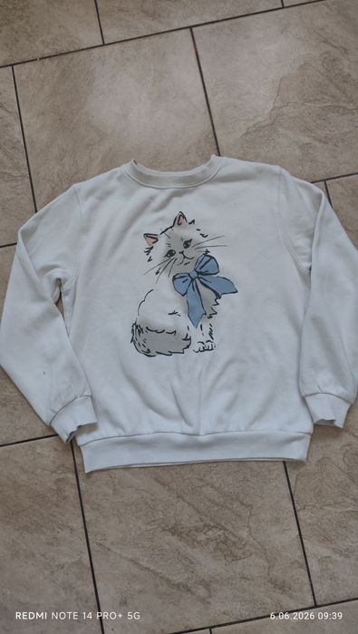 Bluza 134 h&m z kotkiem.