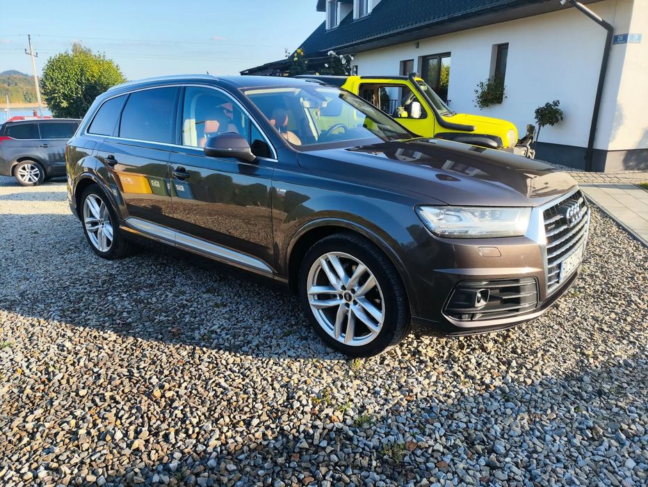 Audi Q7 Polski Salon