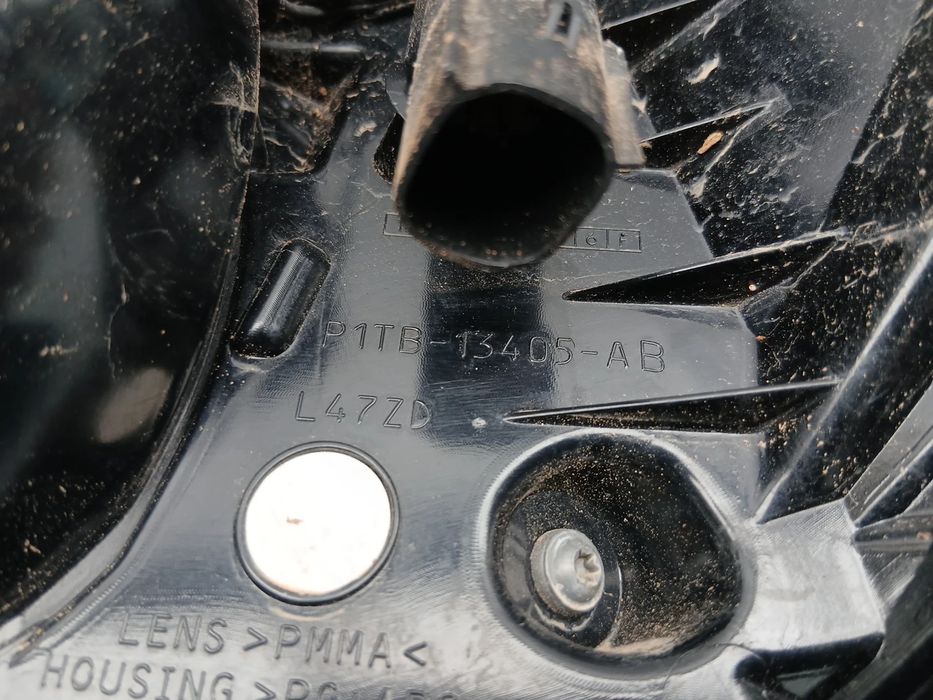 Farolim esquerdo FORD Puma (J2K, CF7)