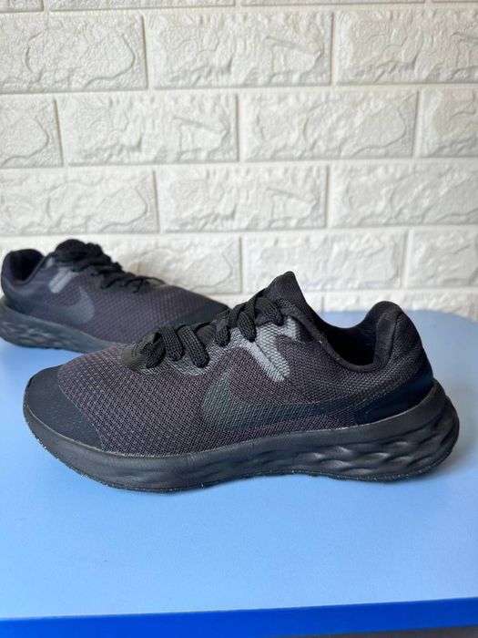 Кросовки Nike 38p мокасини хайтопи кросівки
