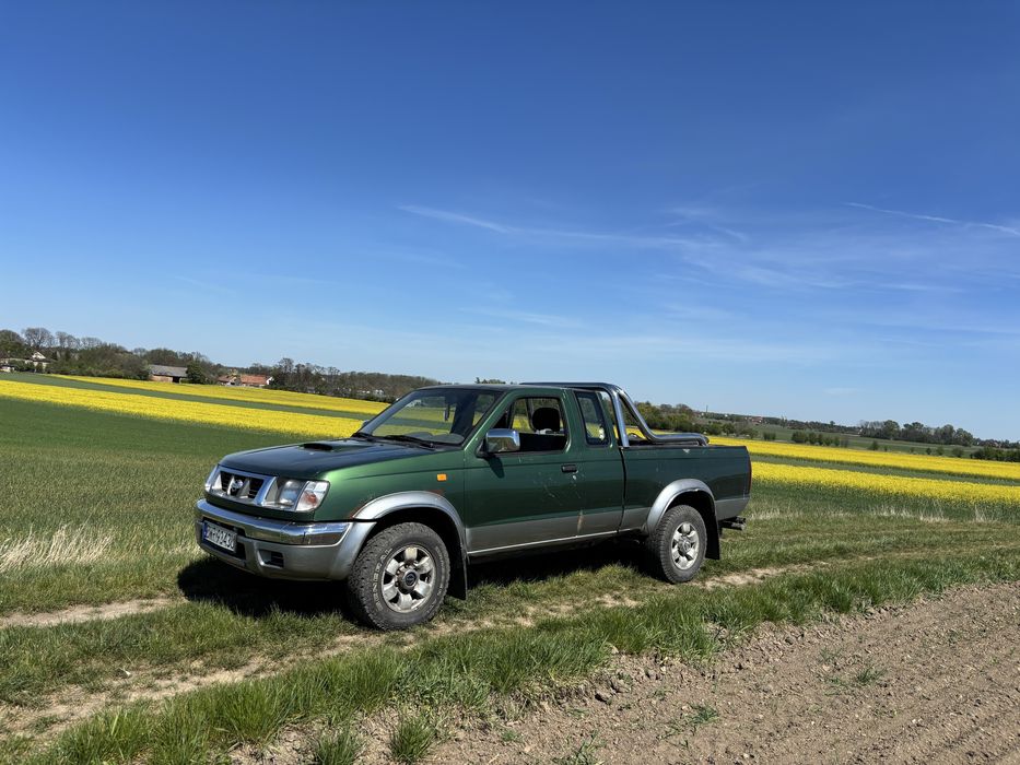 Nissan navara d22 mechanicznie dzwon!!