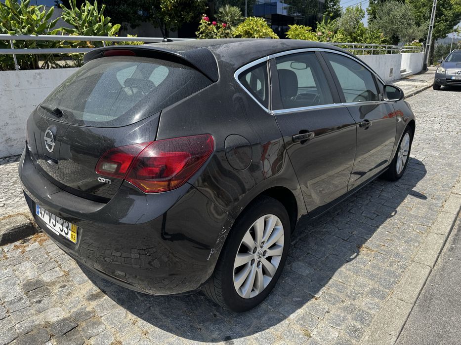Opel Astra — fotografia 4